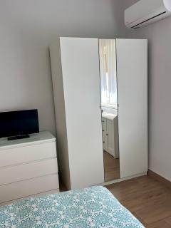 Happy Home - 1