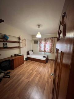 Cozy 3BR, 4-min CAI Airport, Balcony, Free Snacks - Il Cairo - 3