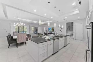 SUPER FAB- Theater Basketball Court- 6 000SQFT - 5