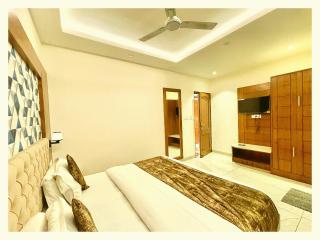 HOTEL KUBER LUXUARY PALACE Near Sea Beach And Jagannath Temple road-Restaurant- Lift and Parking Facilities - Fully Air Conditioning Hotel - A Top Rated Four Star Hotel - Puri - 3