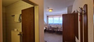 Doppelzimmer Bergblick mit 2 Einzelbetten - Pension Hauber - Herrischried - 3