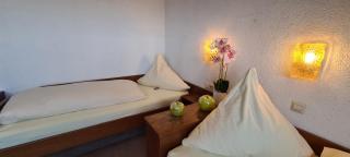 Doppelzimmer Bergblick mit 2 Einzelbetten - Pension Hauber - Herrischried - 1