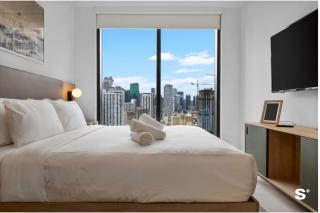 Modern Studio Downtown Retreat with Skyline Views - Miami - 5