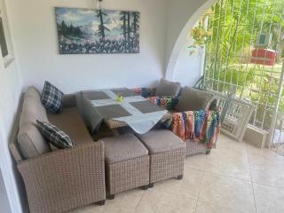 West Coast 1 Bedroom Apartment 66 - Close to beach - Saint James - 6