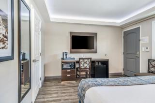 Inn at 50 Long Beach Convention Center - 6