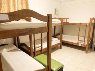 Hostel e pousada casa amarela - 7