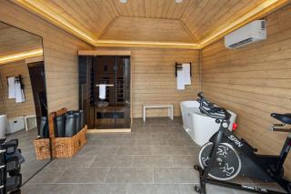 Maison 1975-Chic Luxury Retreat - 4