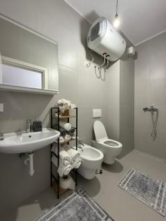A&L Apartments - Tirana - 1