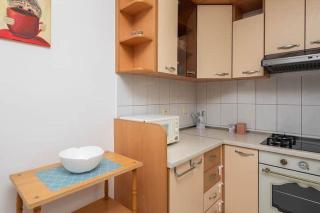 Apartment Anamarija, 4min walk to the beach - Omiš - 1