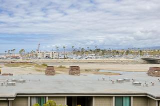 Oceanside Beach Condos - Oceanside - 8
