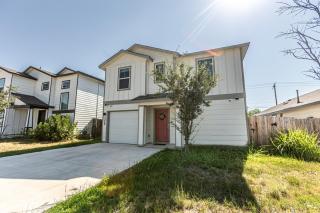 3240 Elegance Meets Luxury 6 BR Home Lackland Base - San Antonio - 0