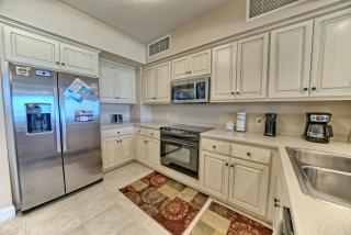 Beautiful Beachfront Condo with Pool View - Unit 0203 - Panama City Beach - 5
