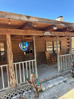 HoneyComb Hideouts Bearly BeeHavin cabin - Concan - 2