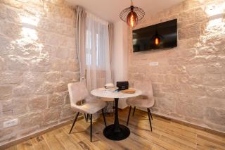 Apartments by the sea Trogir - 24338 - Trogir - 2