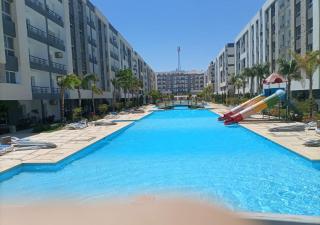 Spacious Apartment with Aqua Park View Fanadeer Bay Resort - Hurghada - 0