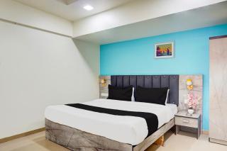 Super Collection O Vardhan Plaza - Yerandwane - 2