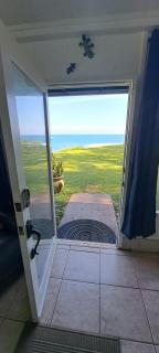 This is it! Dreamy Beach, Stunning Views, Awesome Location - Kilauea - 1