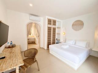 Khaiyyara-Mediterranean Style 3 Bedroom Pool Villa - 7