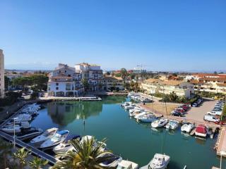 Studio Cabine Lumineux pour 4, Vue Port, Canet-en-Roussillon - FR-1-833-24 - 1