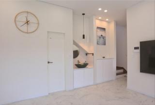 Ain Castle Cottage Private Use Additional Person Fee X - - 1