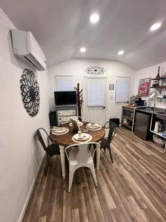 Tiny house - Our little piece of paradise - Lakehills - 1
