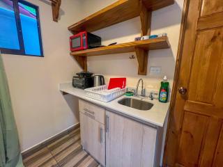 Zaza Flats Jaco #5 New basic STUDIO APARTMENT - no extras, simple - 7