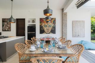 4-bd Villa With Pool, Central Location Seminyak - Seminyak - 3
