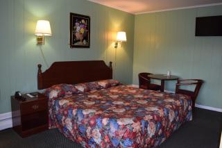 Top Hill Motel - 1