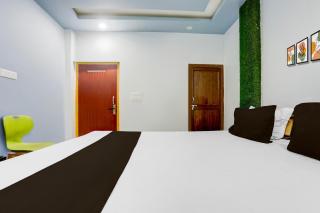 OYO Annapurna Restaurant & Hotel - Bihta - 1