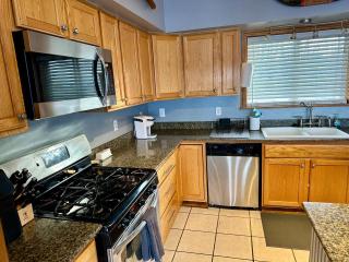 Downtown Wasilla Lakefront Home - 1