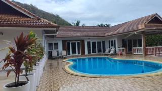 Pool View 5 Room - 7