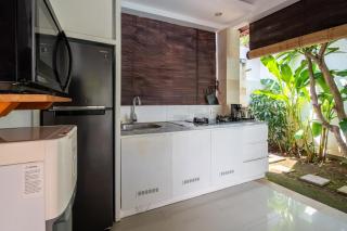 3BR Green Oasis downtown Berawa Canggu - 3