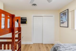 Luxury Retreat Near Hard Rock - - 5