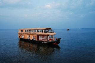 Upper Deck Boathouse - Alleppey - 0