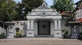 Malioboro Garden Hotel Yogyakarta - Yogyakarta - 1