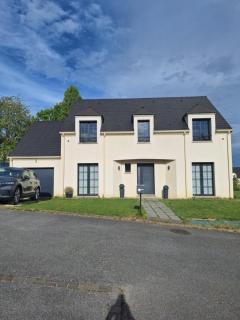 Belle Maison Récente - Neauphle-le-Château - 0