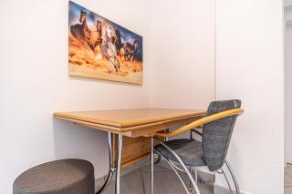Comfy 3BR Apt with Garden, Up to 10 People - Vienne - 5