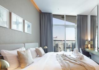 Modern Living DAMAC with Balcony & Waterfront Views - 6