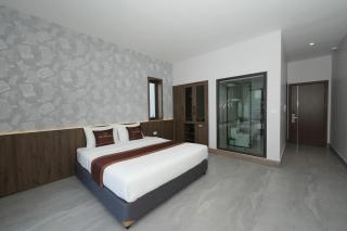 Cat Ba Viet Hoa Hotel & Residence - Pool & Bar - 7