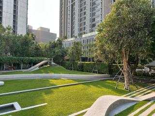 Luxury condo - BTS Punnawithi - Pool, Gym, Sauna - Amphoe Phra Khanong - 1