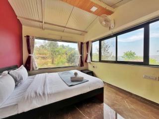 SHREE STAY'S Nature's Trail With private swimming pool - Panchgani - 6