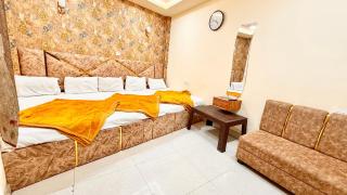 UJN-Hotel S Elite !Ujjain,Mahakaleshwar jyotilinga Temple & Railway station Spacious,Fully Air conditioned Rooms with Wifi And Parking, , BEST HOTEL IN UJJAIN - Ujjain - 6