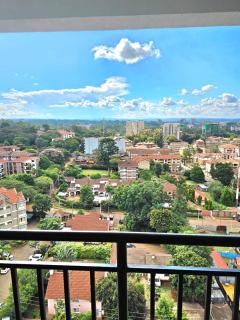 Beautifully and Elegantly furnished two bedroom with heated swimming pool fully equipped gym ample parking and children playing ground and a relaxing rooftop with an amazing scenic city views - Nairobi - 1