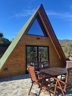 Private Glamping Cabin for Family Getaway with BBQ - 8