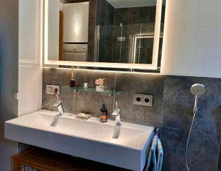 Top Wohnung in Stadtvilla mit Terrasse und Garten - Nuremberg - 4