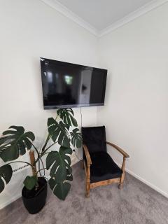 Bethlehem Home, plus Self Contained Apartment - Tauranga - 2