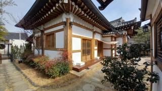 Adam Guesthouse - Gyeongju - 4