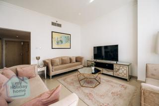 Full Canal View - High Floor - 0