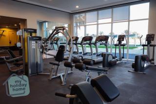 Full Canal View - High Floor - 6