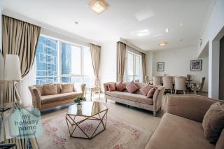 Full Canal View - High Floor - 3